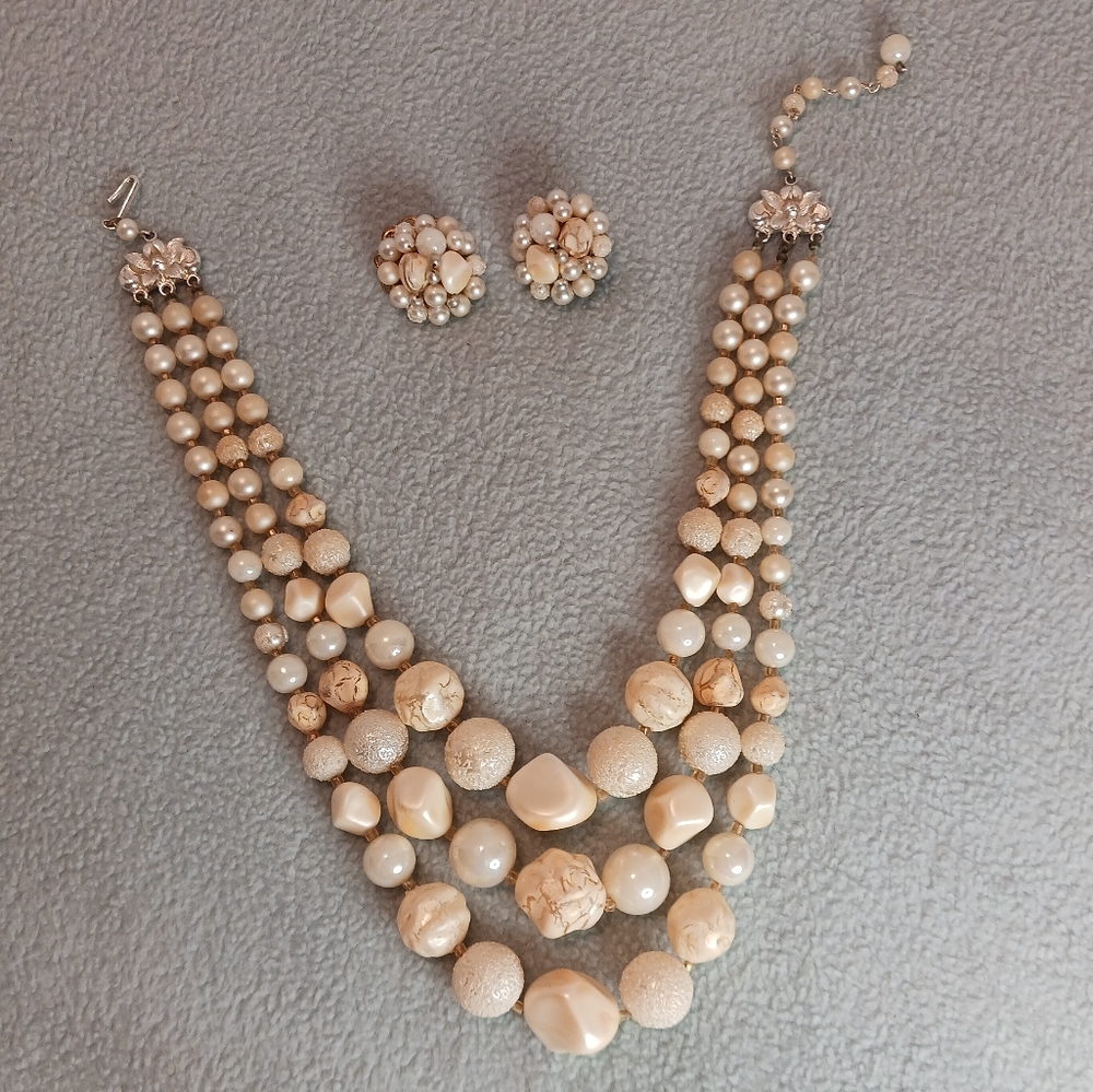 🌹Vintage Made in Japan Triple Strand Statement Necklace and Clip-on Earrings